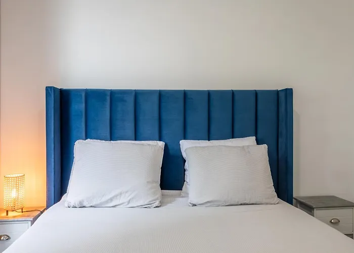 Le Printemps, Centre Juan Les Pins , 100m Des Plages, 70m De La Gare De Juan Les Pins Apartamento