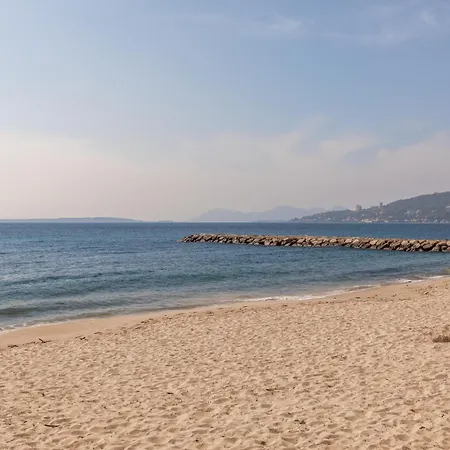 Le Printemps, Centre Juan Les Pins , 100m Des Plages, 70m De La Gare De Juan Les Pins * Antibes