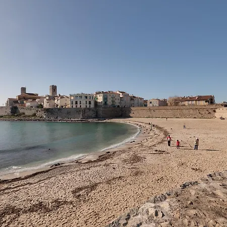 Le Printemps, Centre Juan Les Pins , 100m Des Plages, 70m De La Gare De Juan Les Pins Appartement Antibes