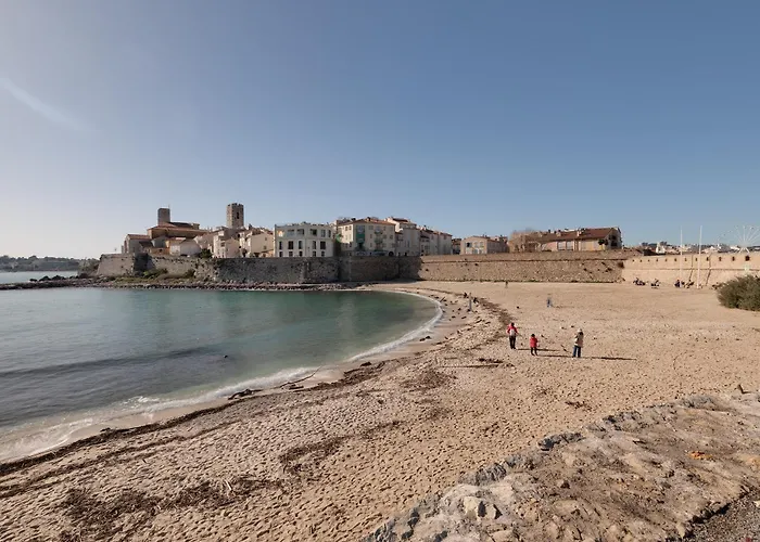 Le Printemps, Centre Juan Les Pins , 100m Des Plages, 70m De La Gare De Juan Les Pins Appartement Antibes